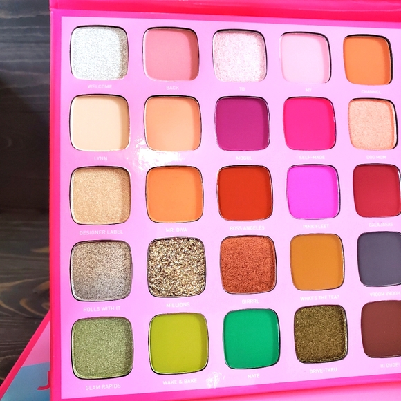 Morphe x Jeffree Star Artistry Palette - Picture 3 of 6